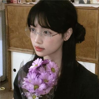 火花塞粉红色 海报